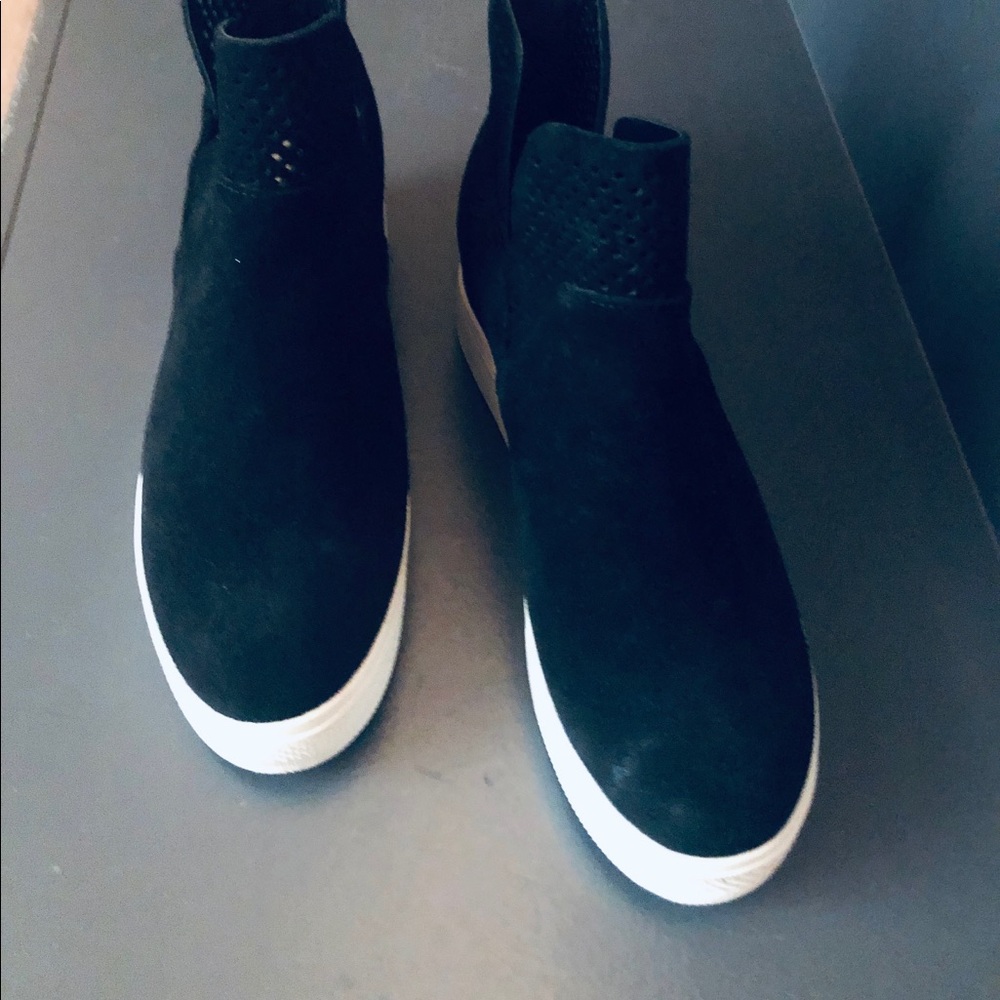 Steve Madden never been worn wedge sneakers